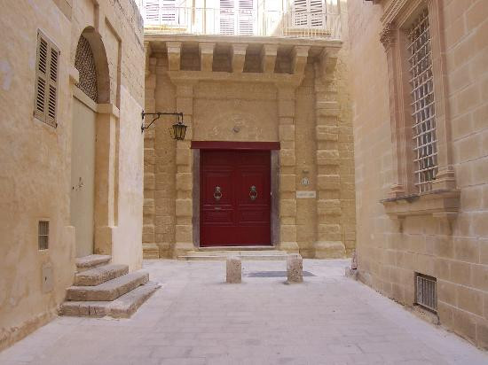 姆迪纳老城-姆迪纳必去景点