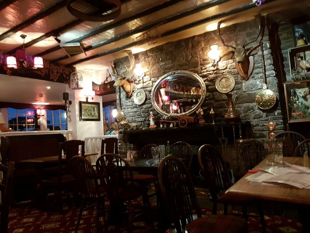 Cwmbran餐馆和美食-The Castell Y Bwch Inn