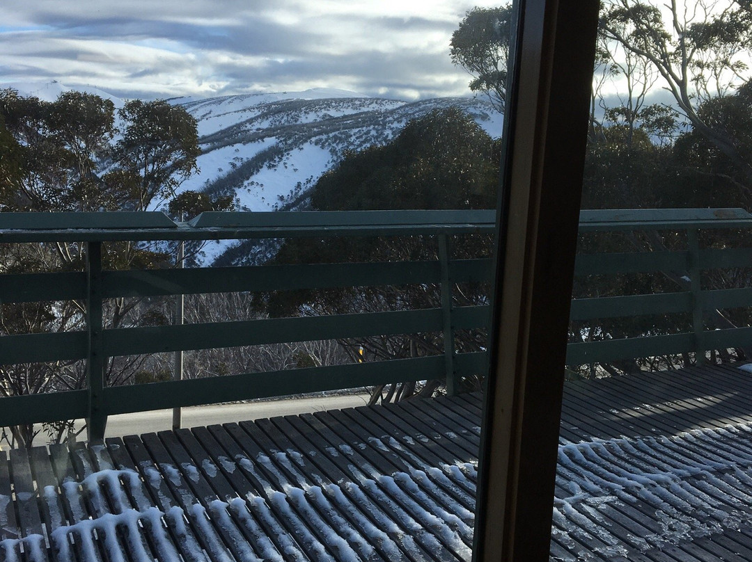 Tanderra Ski Lodge
