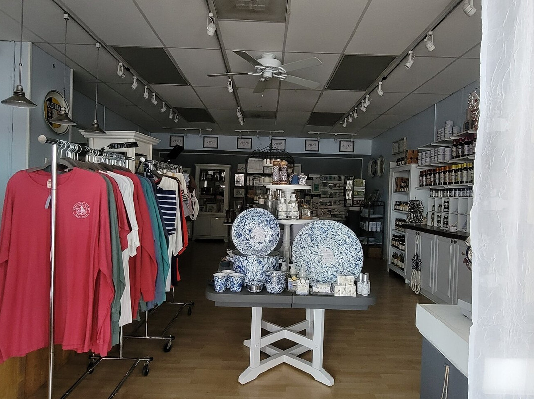 Blue Heron Gifts & Boutique景点图片