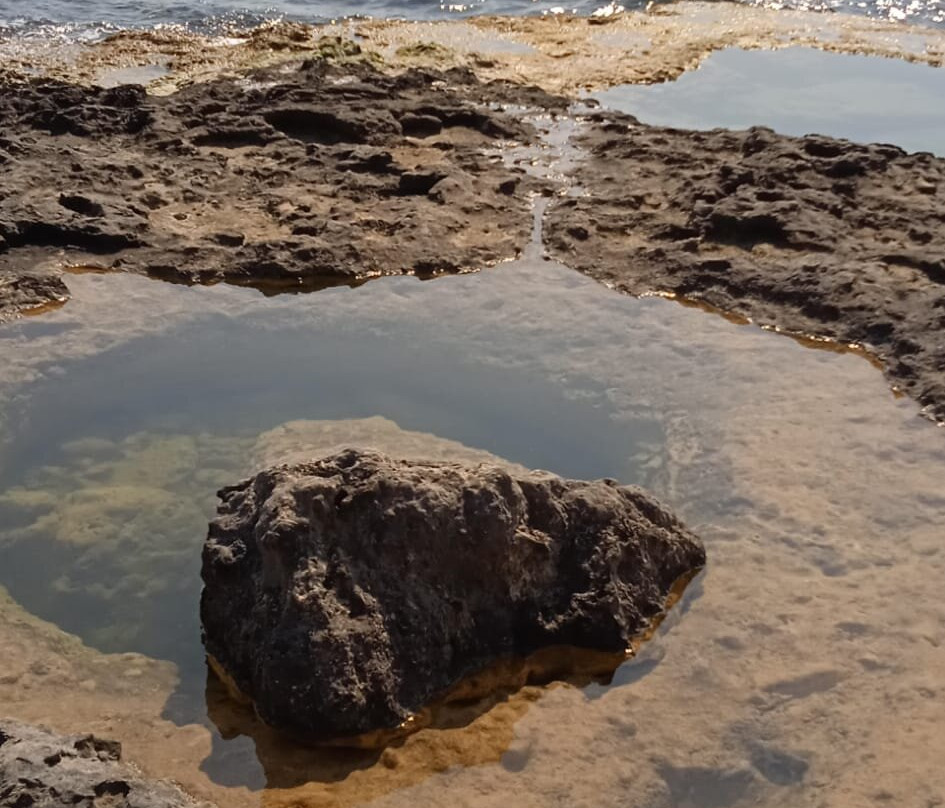 Spiaggia Dei Laghetti景点图片