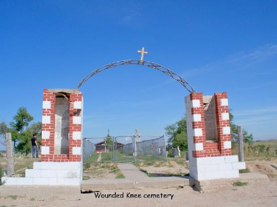 Wounded Knee Massacre Monument-Wounded Knee必去景点