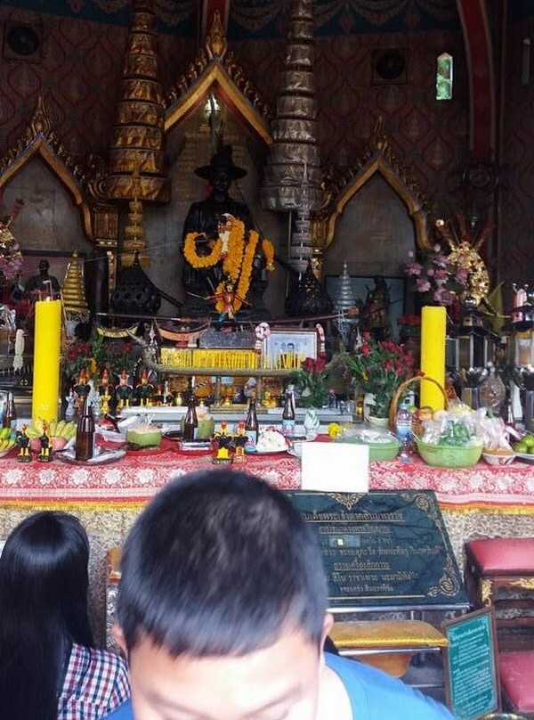 The King Taksin Shrine景点图片