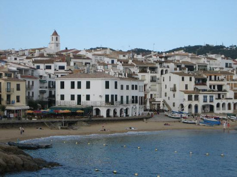 Explore Catalunya-巴塞罗那必去景点