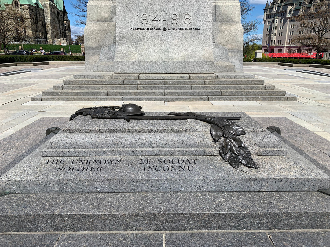 Tomb of the Unknown Soldier-渥太华必去景点