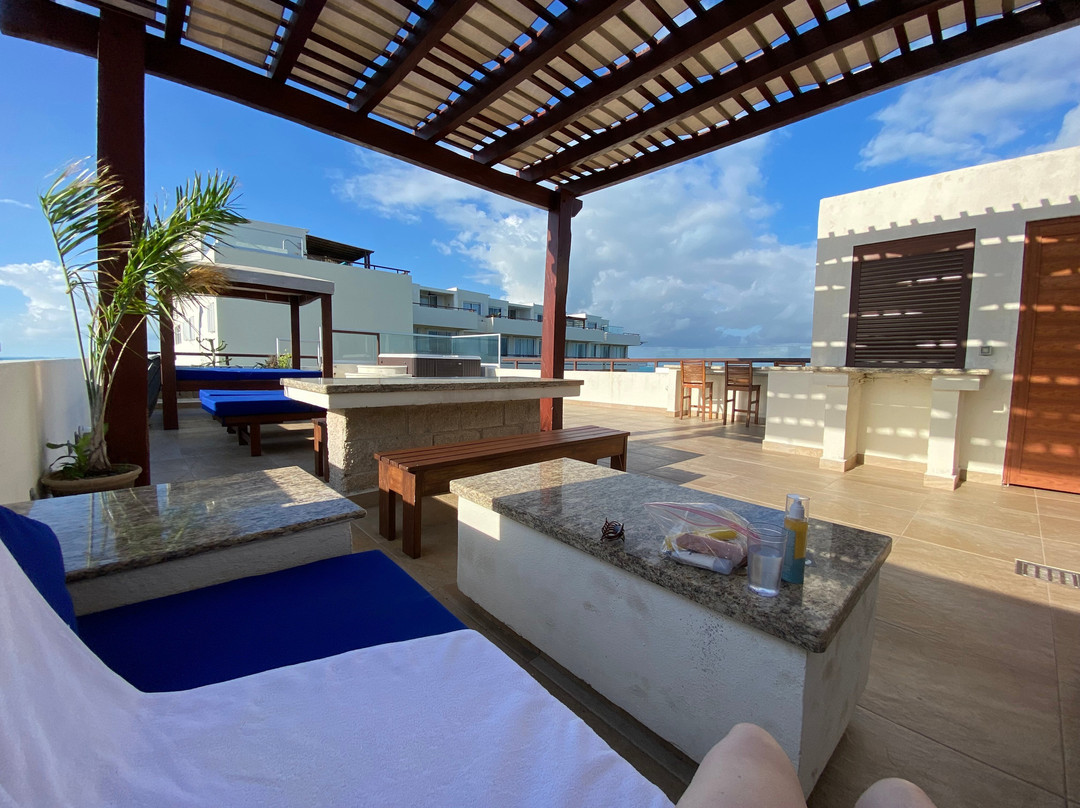 伊克切尔海滩酒店主图