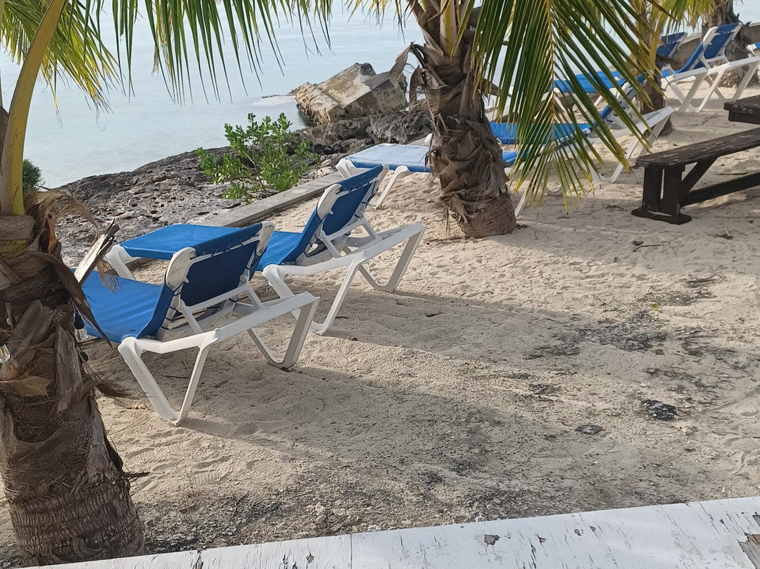 Rock Sound-伊柳塞拉必去景点