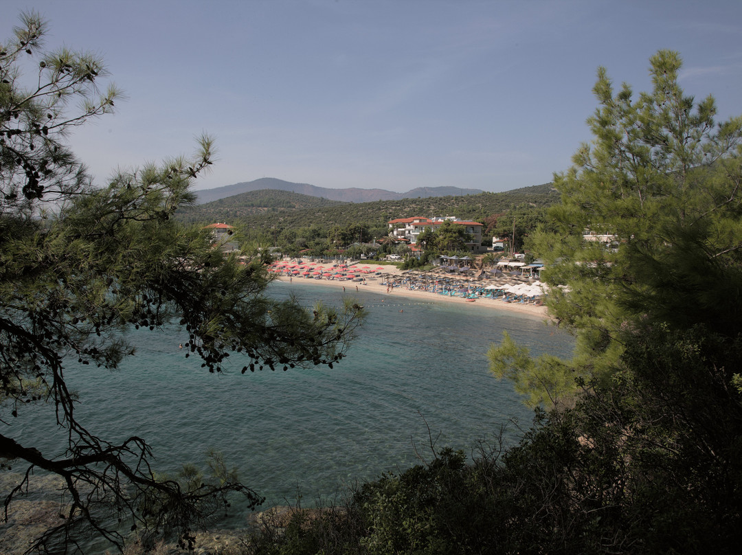 Paralía Pefkári景点图片