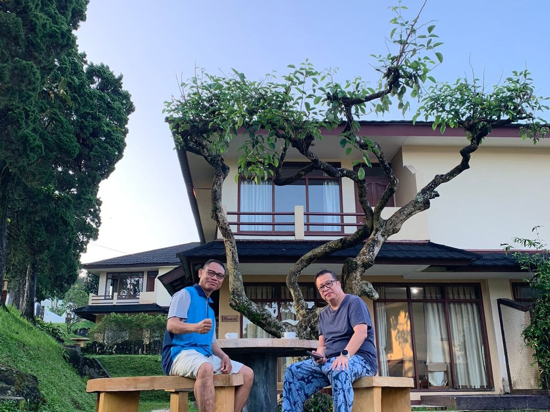 The Jayakarta Inn & Villas Cisarua, Mountain Resort & Spa主图