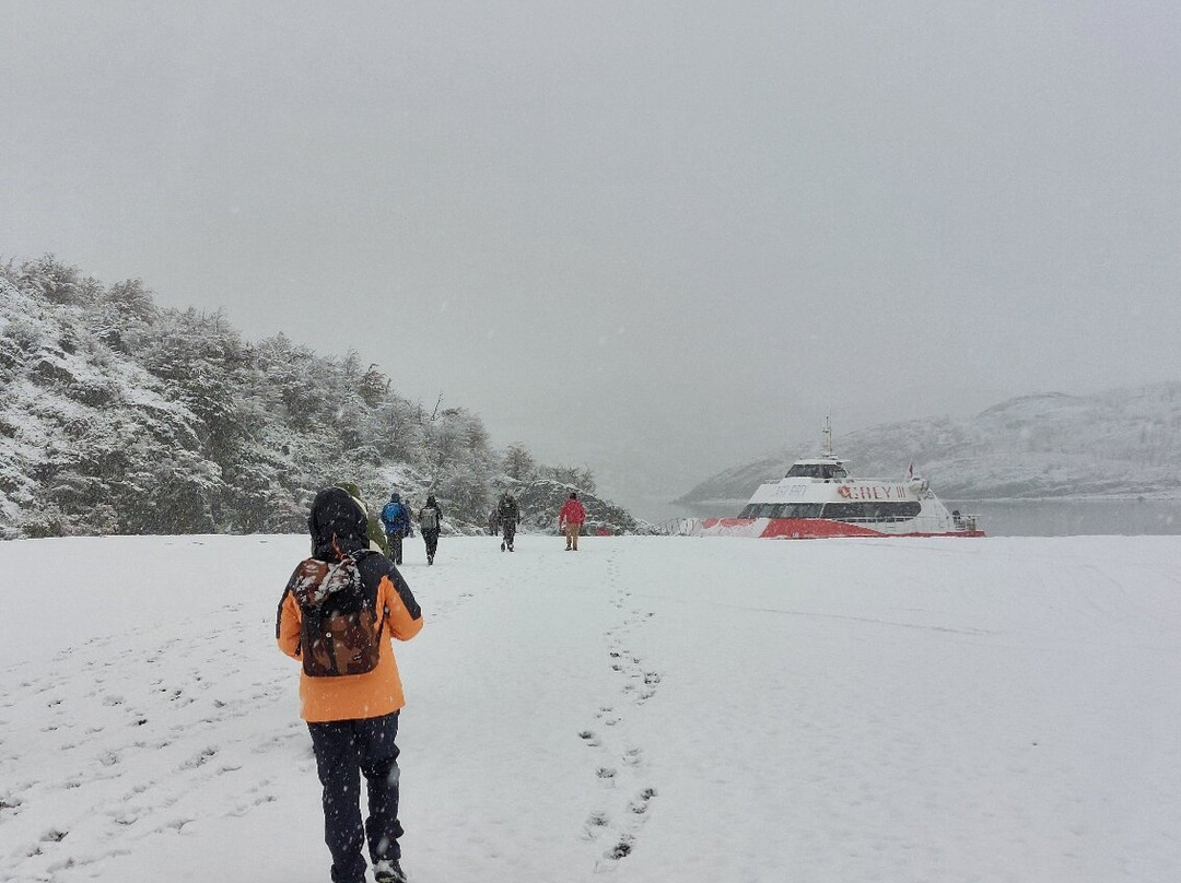 Navigation of Lago Grey-百内国家公园必去景点