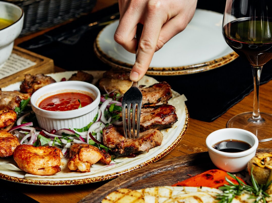 Ustye餐馆和美食-Granat  Black