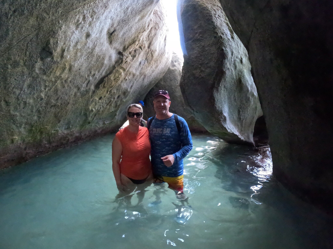 I & I Boat Charters-Road Town必去景点