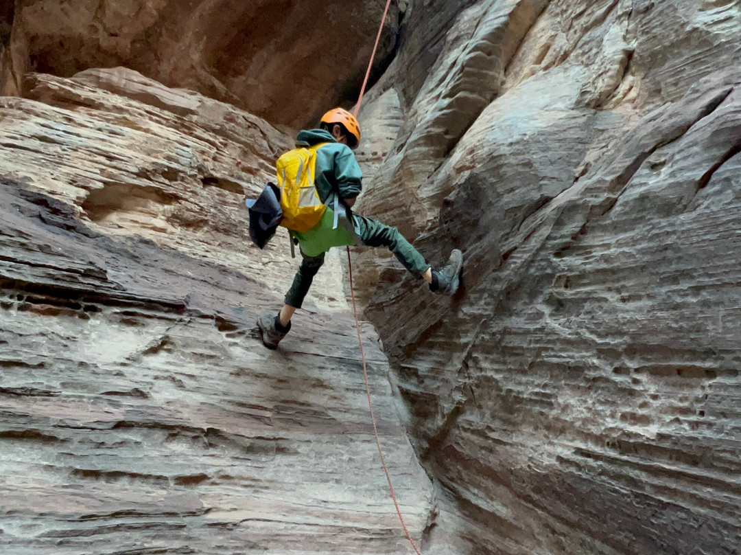 Sundial Guiding - Zion