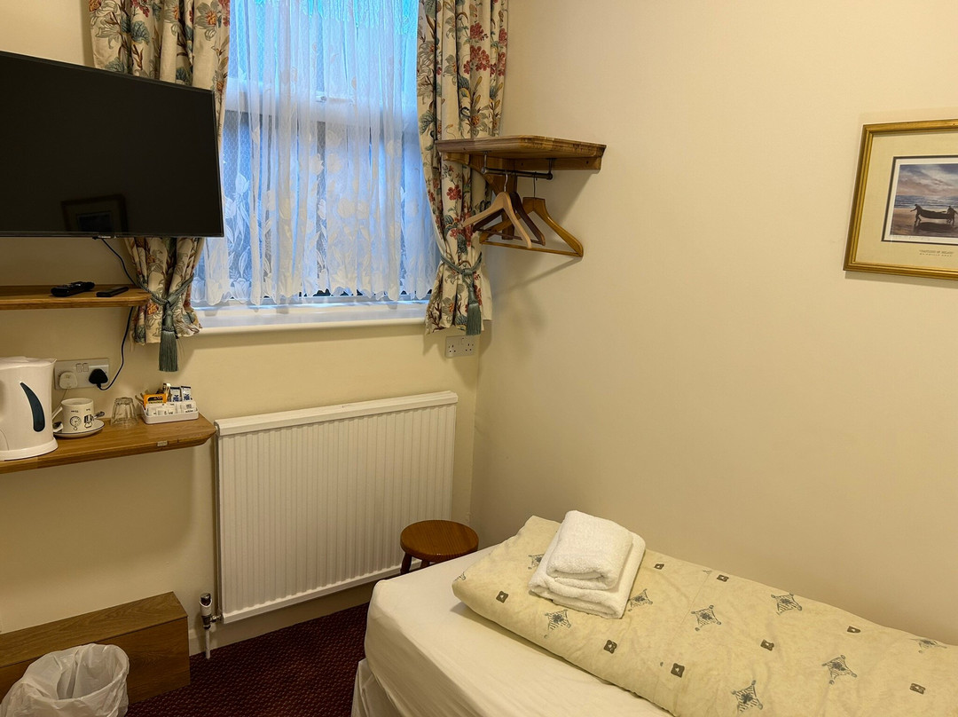 Oakwood Bed and Breakfast Heathrow主图
