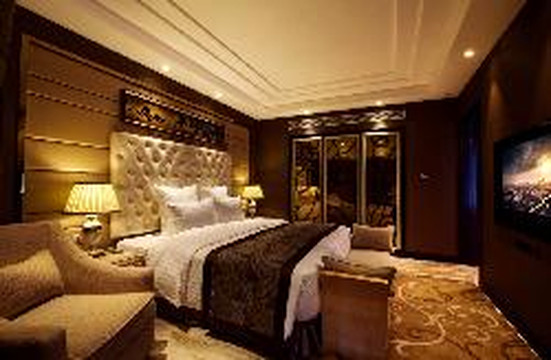 永恒朗悦酒店（南宁动物园广西大学地铁站店）主图