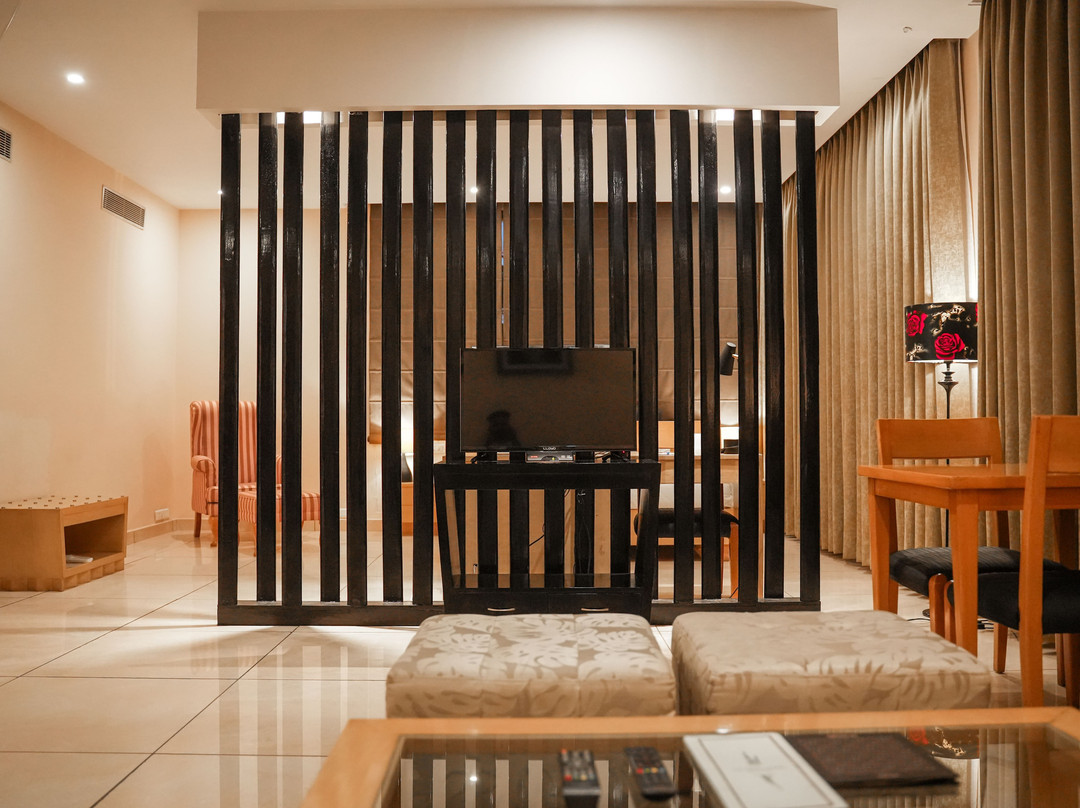 吉安思酒店主图