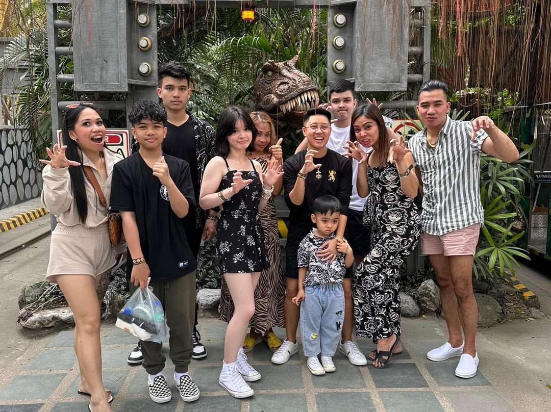 Dinosaurs Island景点图片
