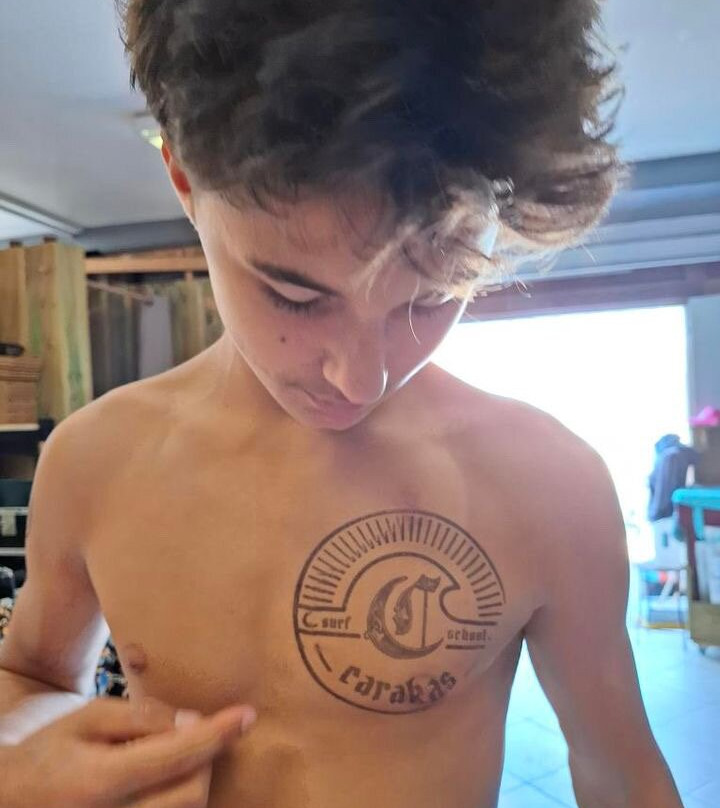 Carakas Surf School景点图片