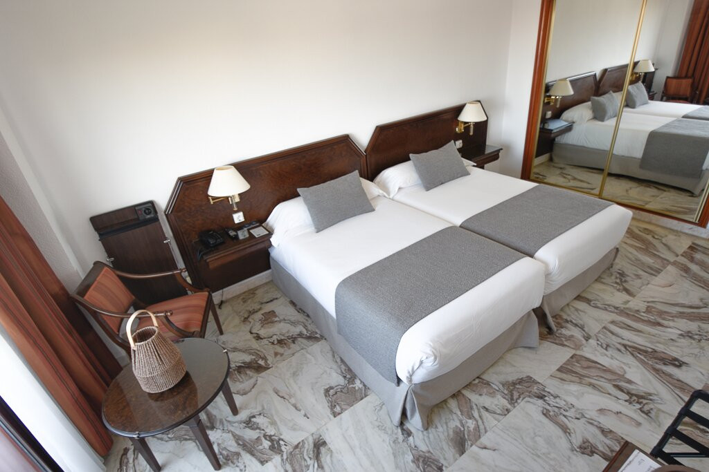 图里亚酒店主图