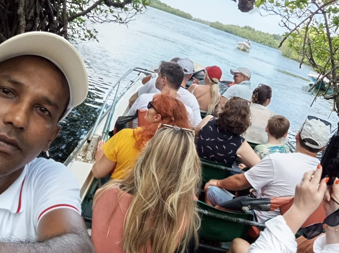 Luk Sri Lanka Travels