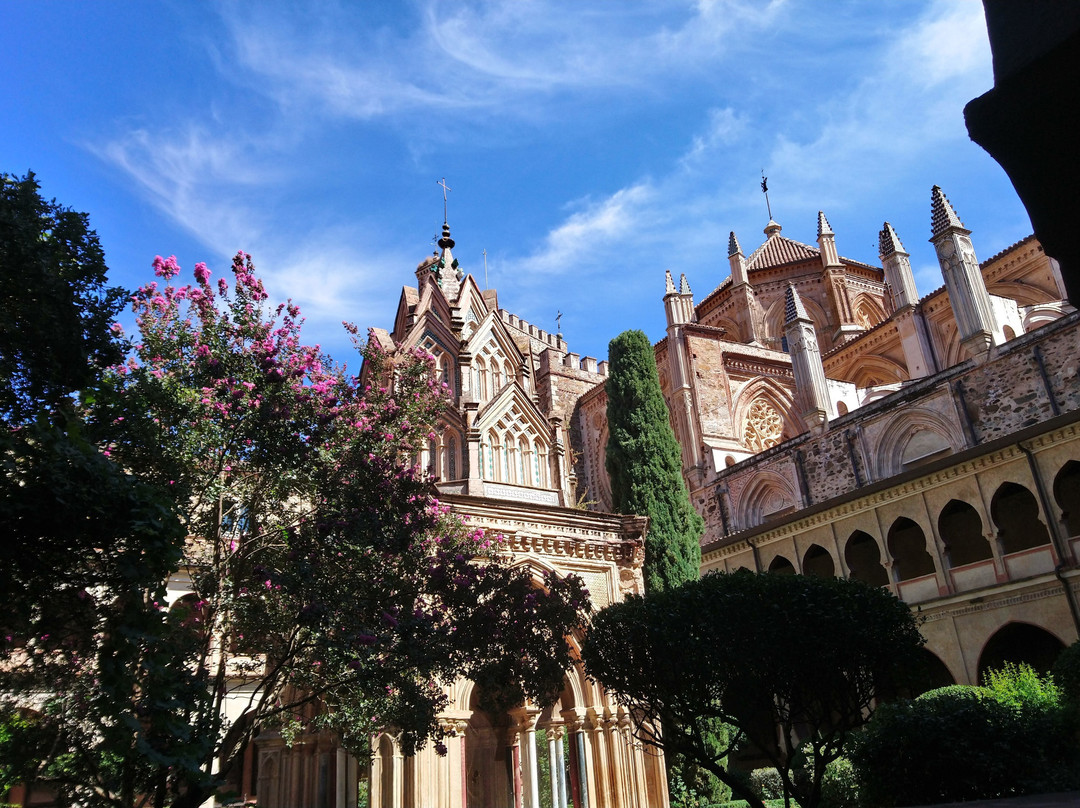 Claustro Mudéjar-Guadalupe必去景点