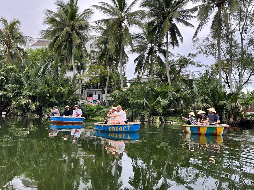 Coconut basket boat in Thanh Dong village
