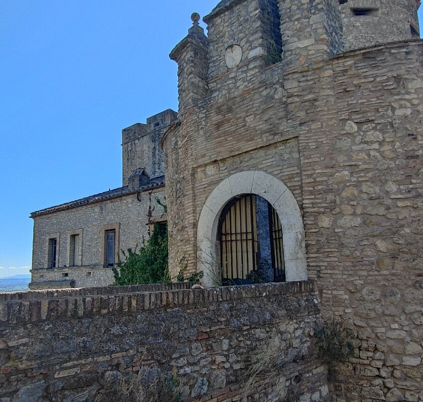 Castello Savelli景点图片