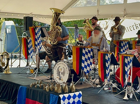 Red Oak Lager Haus & BierGarten-Whitsett必去景点