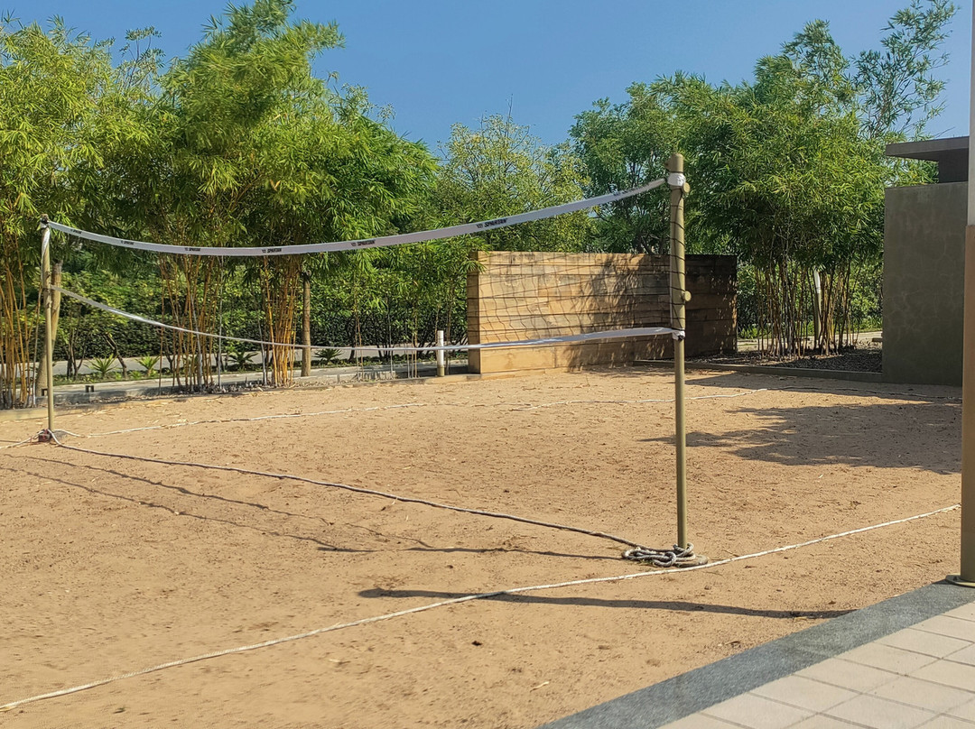 Life At Repose: Lake Villas Resort & Club主图