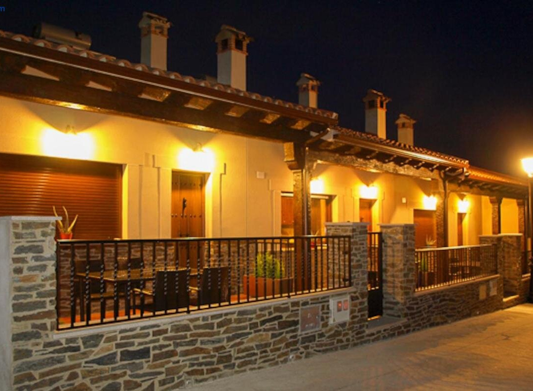 卡拉马乡村公寓酒店