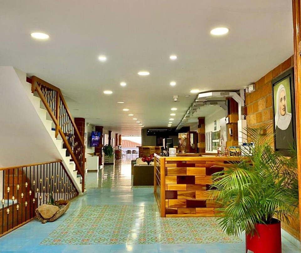 Hotel Santa Laura主图