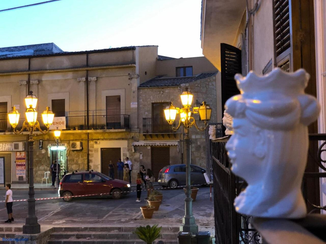 Cortile Umberto