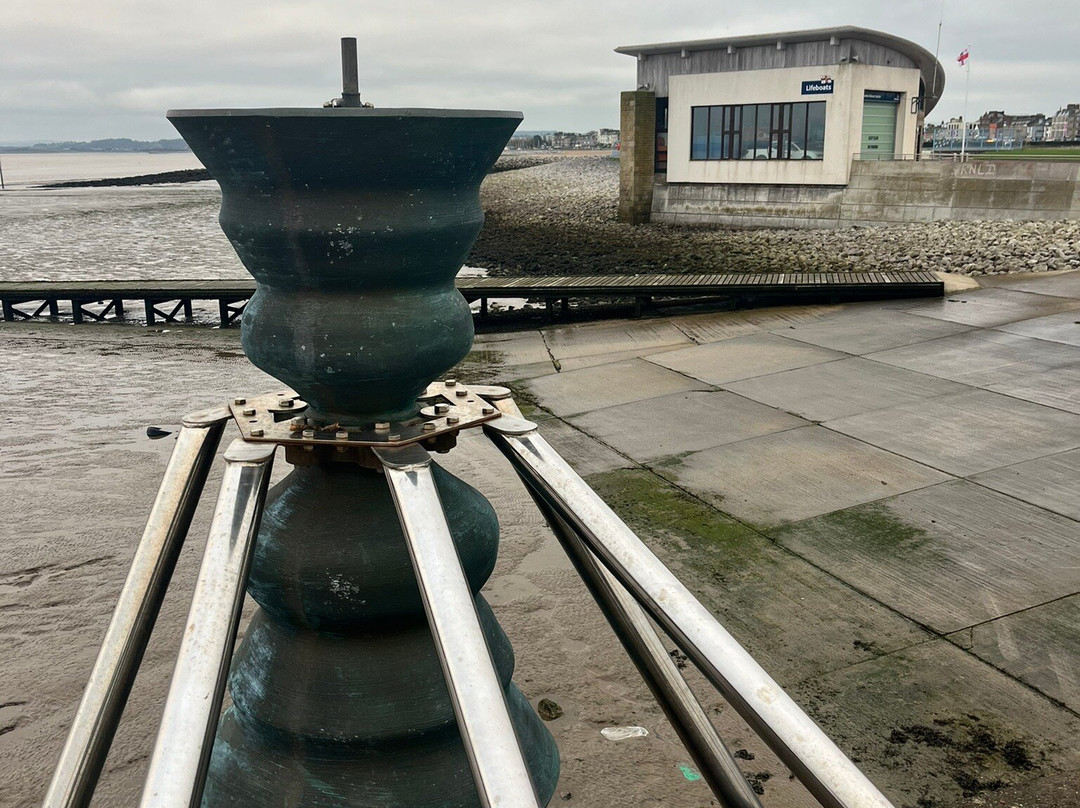 The Morecambe Bay Time And Tide Bell景点图片
