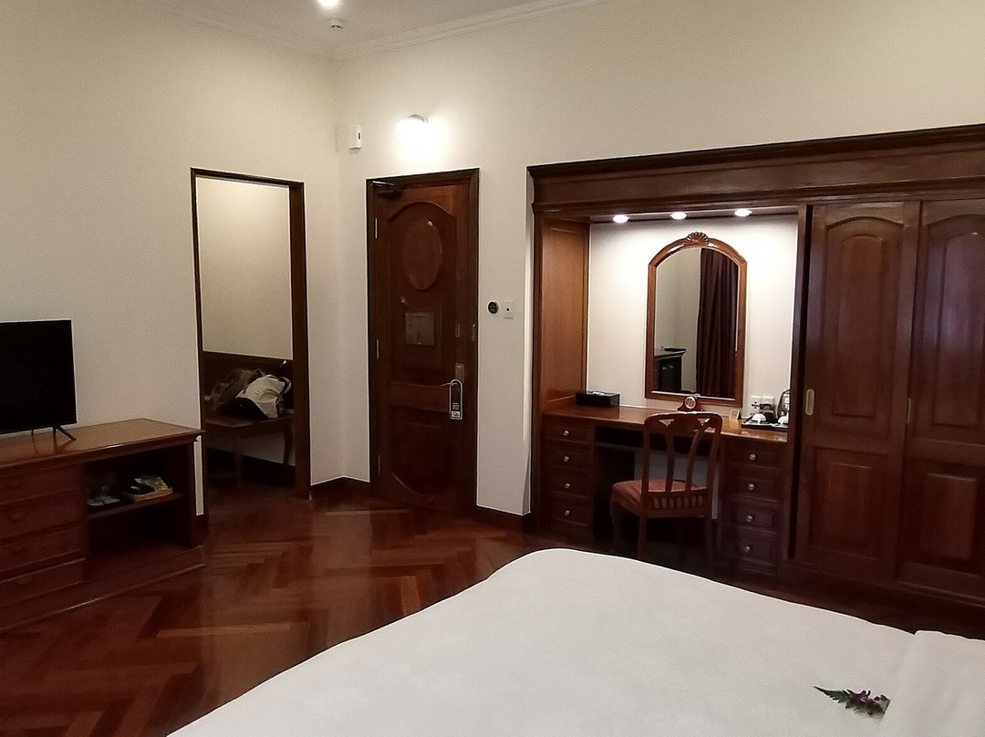 马杰斯酒店主图