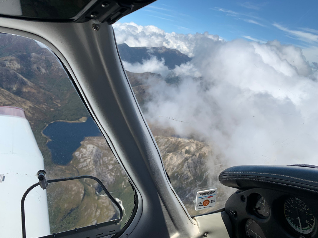 Golden Bay Air-塔卡卡必去景点