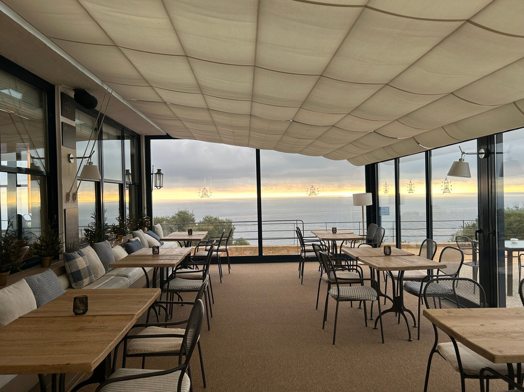 El Far Hotel Restaurant主图