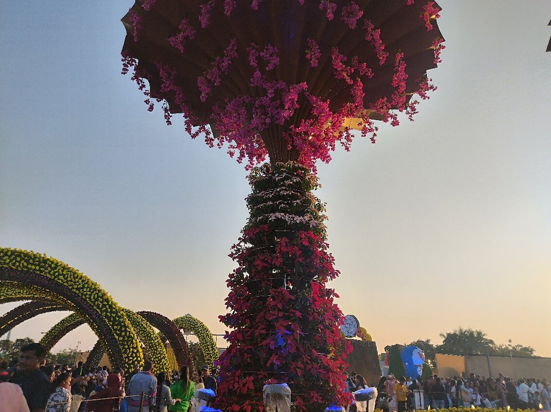 Riverfront Flower Park景点图片