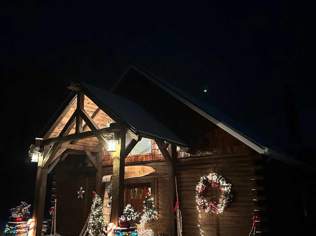 Fox's Lodge at Oak Pointe Bed and Breakfast主图