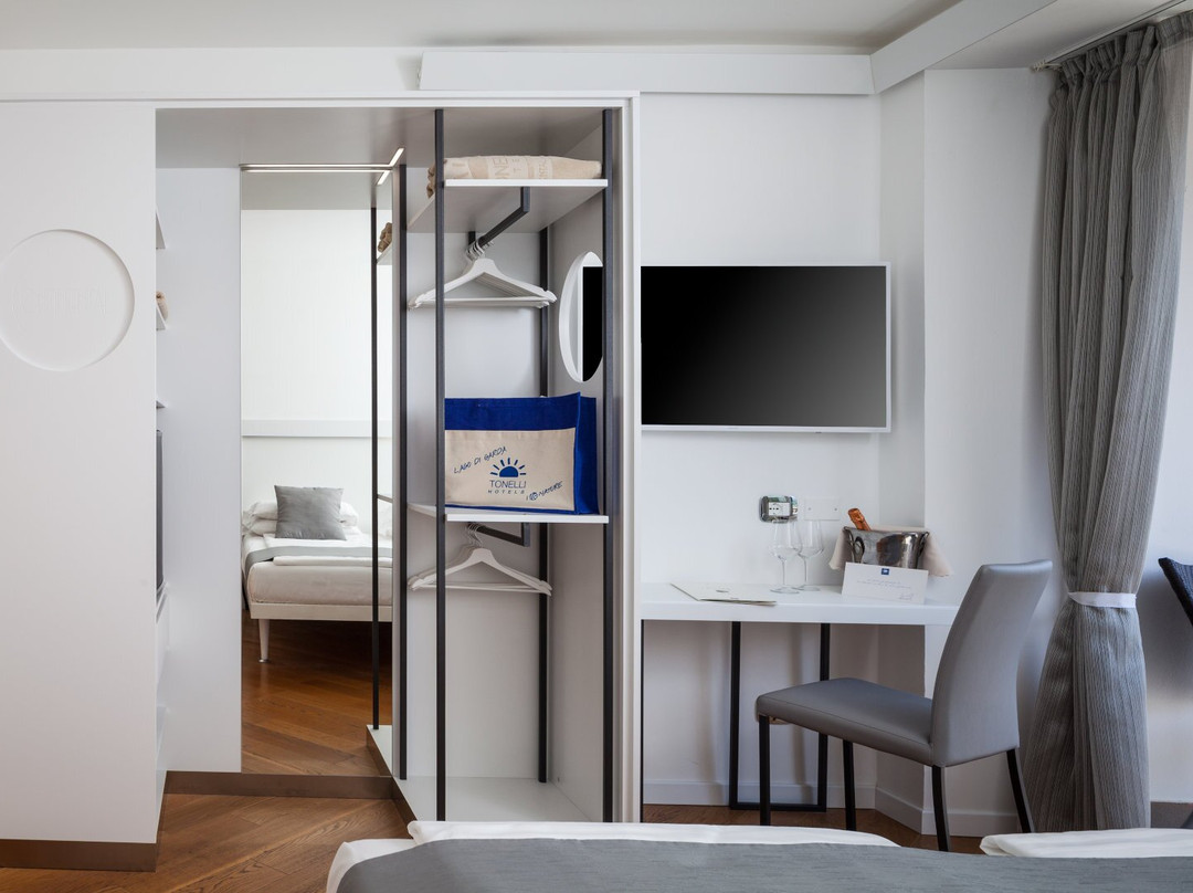 Hotel Continental - TonelliHotels主图