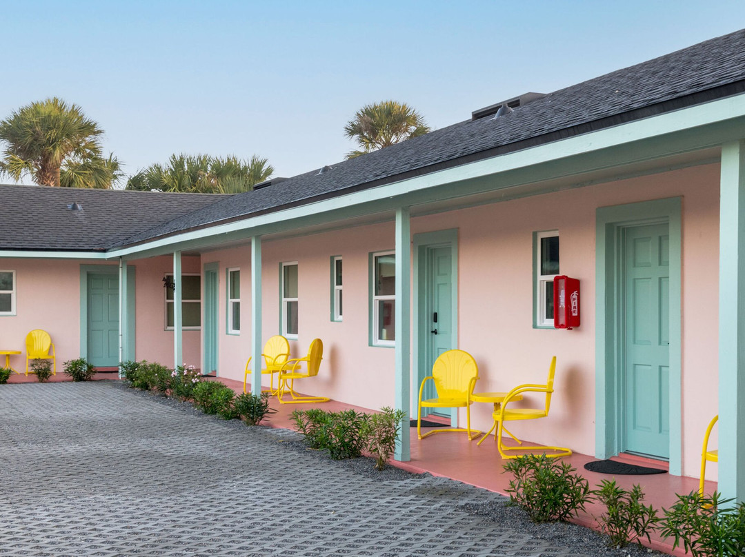 Haleys Court Boutique Motel