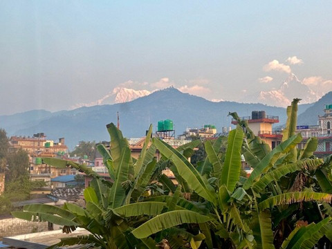 格兰德假日酒店主图