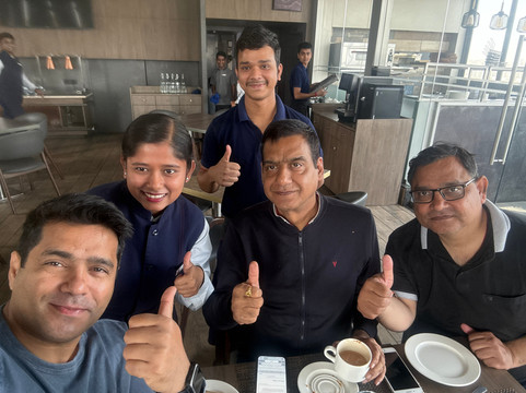 苏拉特拉米国际酒店主图