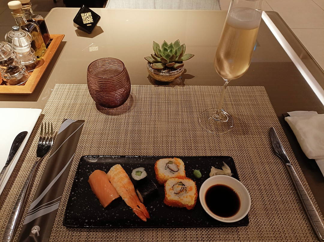 Qatar Airways Premium Lounge - Changi Airport-新加坡必去景点