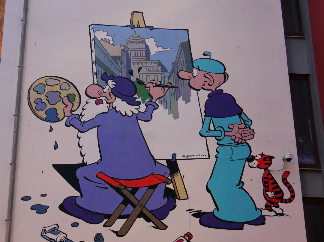 Tintin Mural Painting-布鲁塞尔必去景点