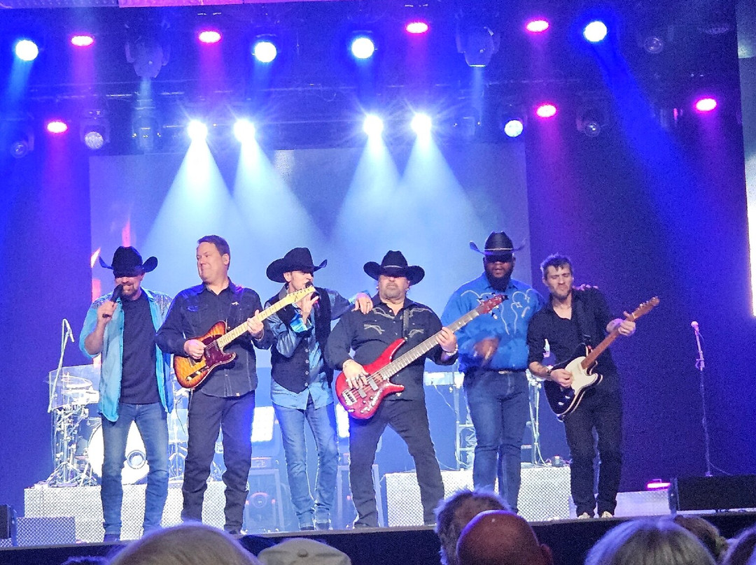 Pierce Arrow-布兰森必去景点