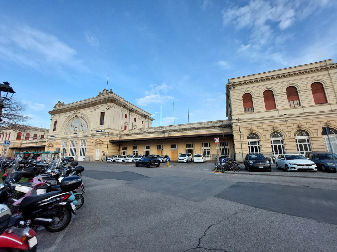 Stazione di Livorno Centrale-里窝那必去景点