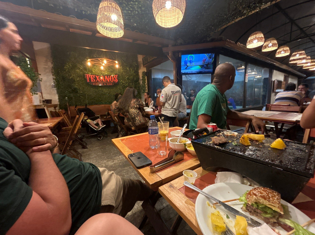 Texanos Burguer & Bar