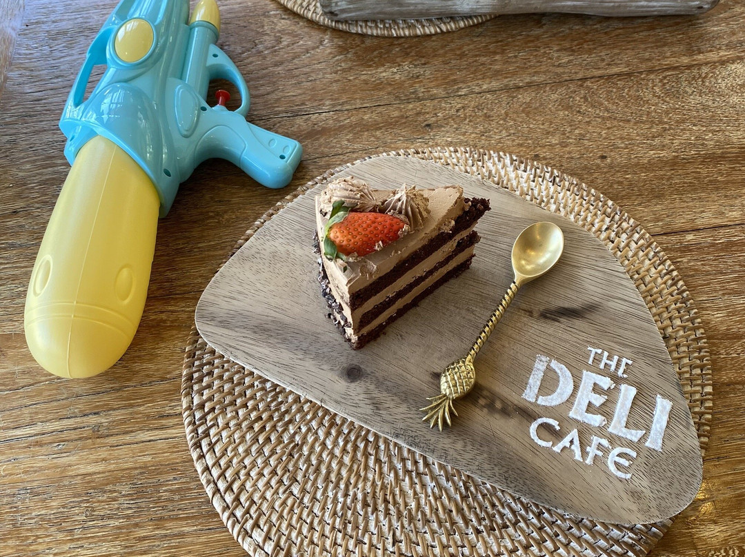 Deli Café
