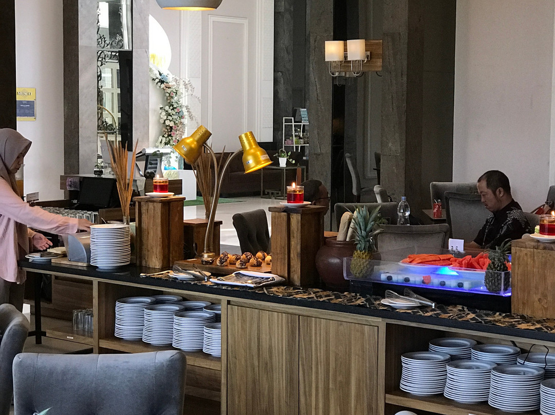 Grand Serela Hotel Yogyakarta主图