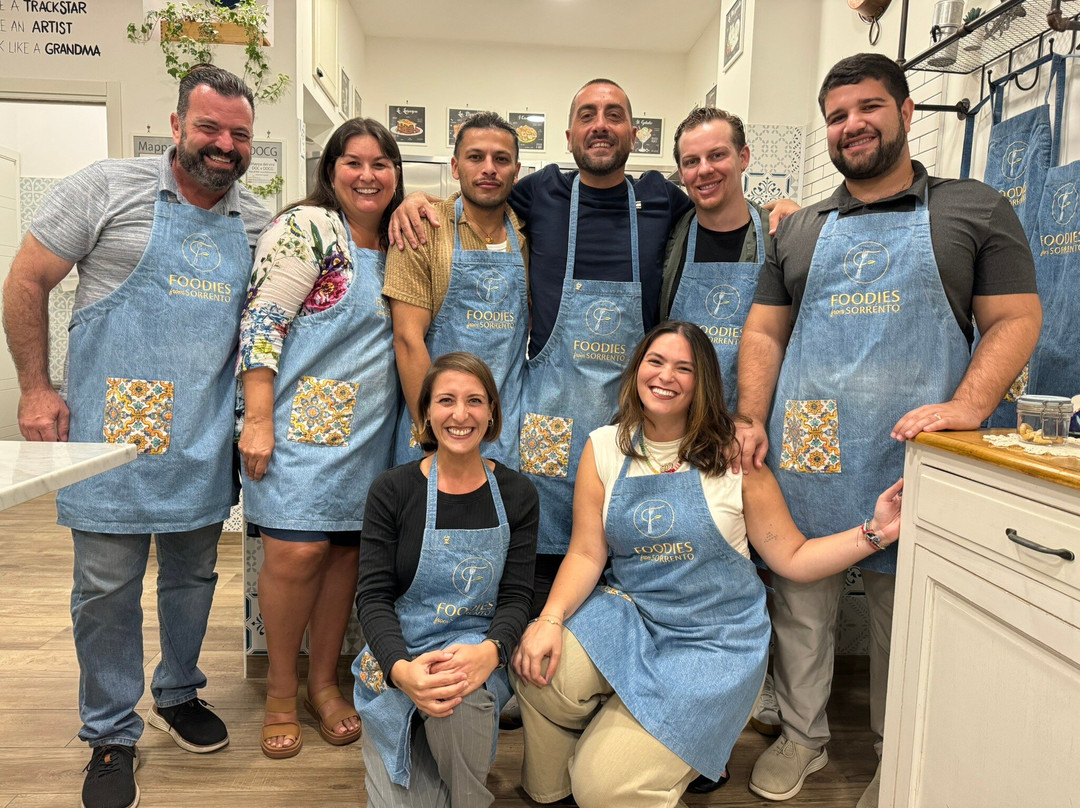 Foodies From Sorrento Cooking School景点图片